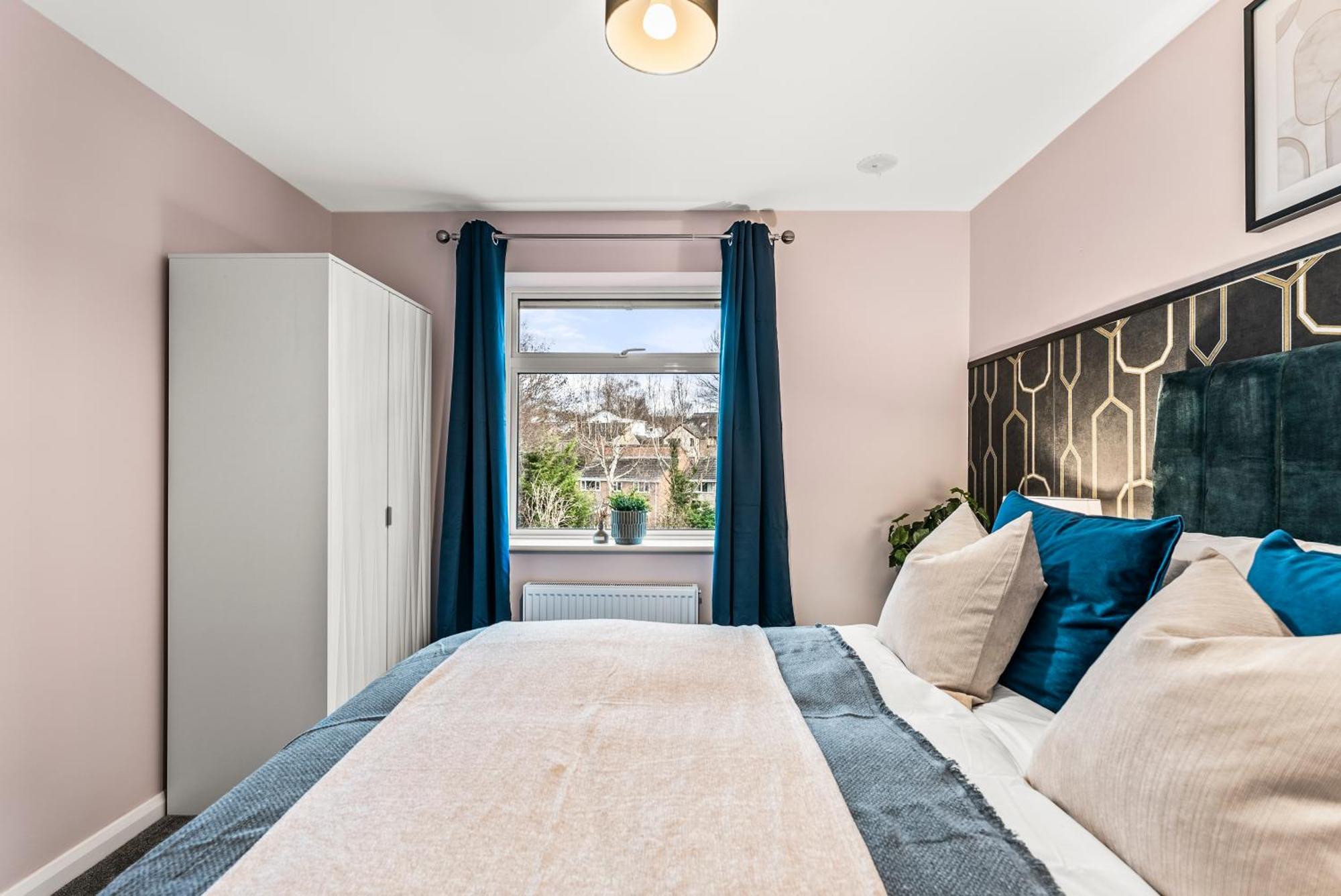 Elegant Retreat In Cheltenham - Garden & Parking Included Exteriér fotografie