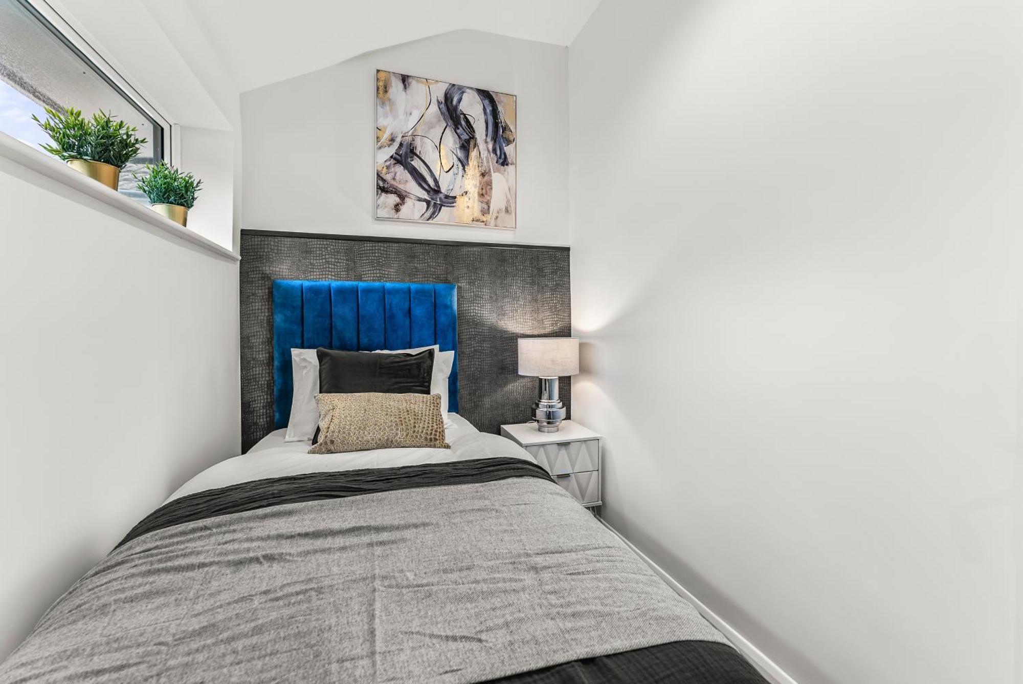 Elegant Retreat In Cheltenham - Garden & Parking Included Exteriér fotografie